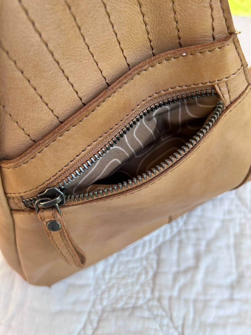 Spikes & Sparrow “Moria” Leather Crossbody / Shoulder Bag - Camel / Tan - Picture 7 of 14